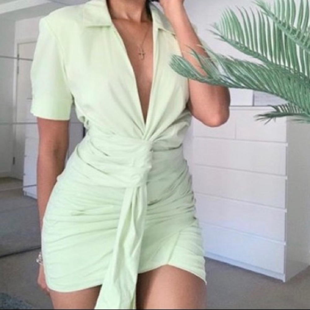 Zara Blogger Favorite Green Runched Poplin Dress